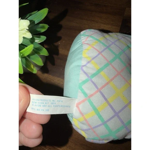 vintage AVON Plush Kitten Cat Pastel Plaid 1992 Green Pink Yellow Lovey 7" - Picture 4 of 4